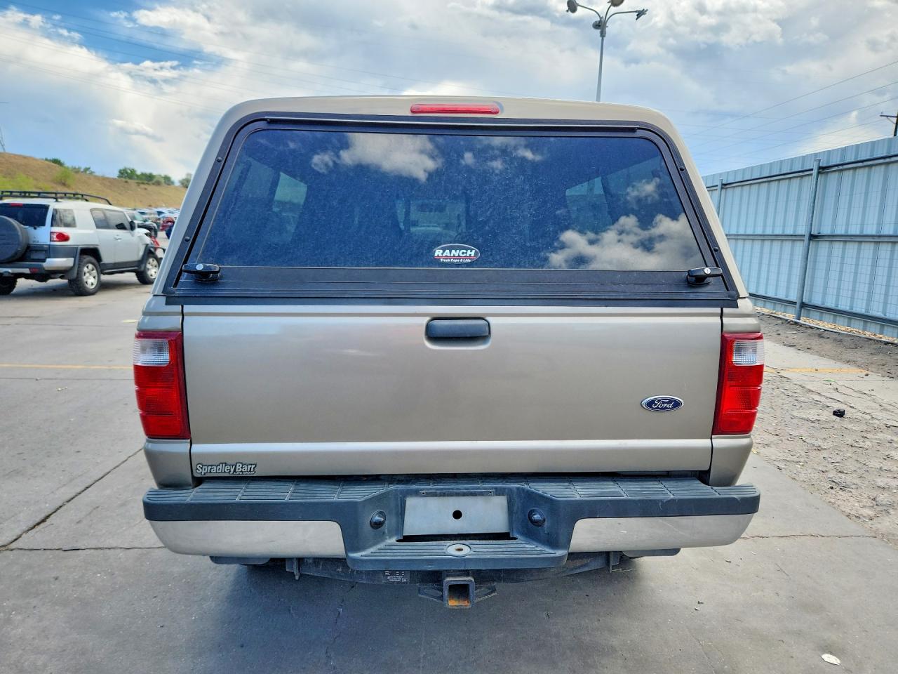 2004 Ford Ranger Super Cab Tan vin: 1FTZR45E14TA15328