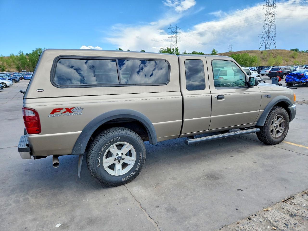 2004 Ford Ranger Super Cab Tan vin: 1FTZR45E14TA15328
