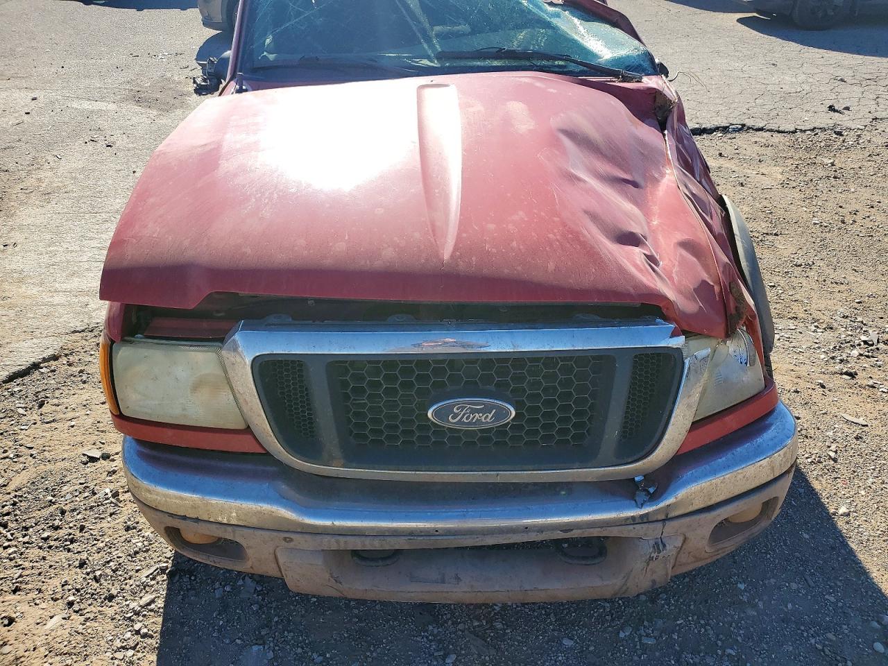 2005 Ford Ranger Super Cab Red vin: 1FTZR45E15PA71179