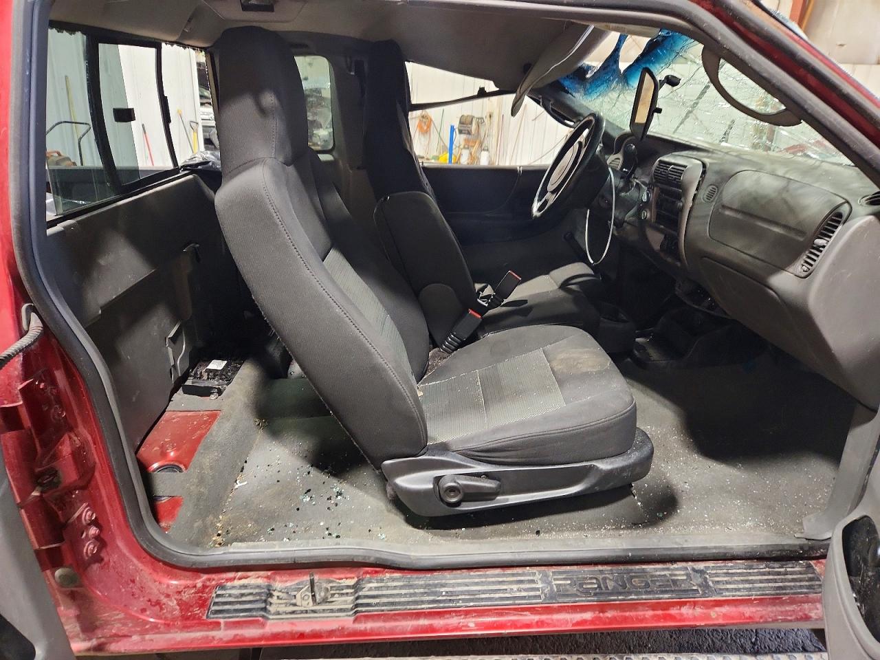 2004 Ford Ranger Super Cab Темно-бордовый vin: 1FTZR45E24PA25911