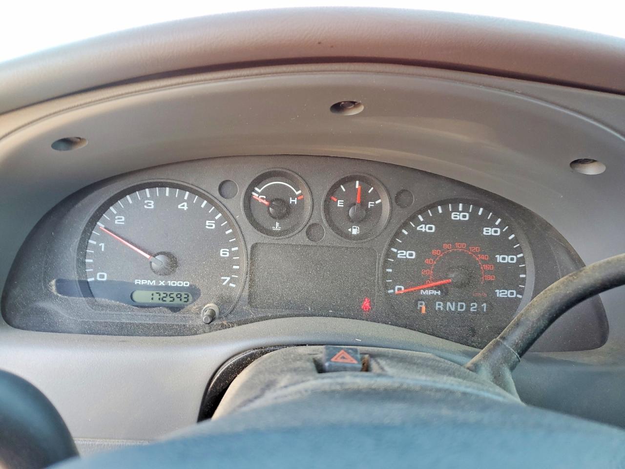 2005 Ford Ranger Super Cab Red vin: 1FTZR45E25PB03833