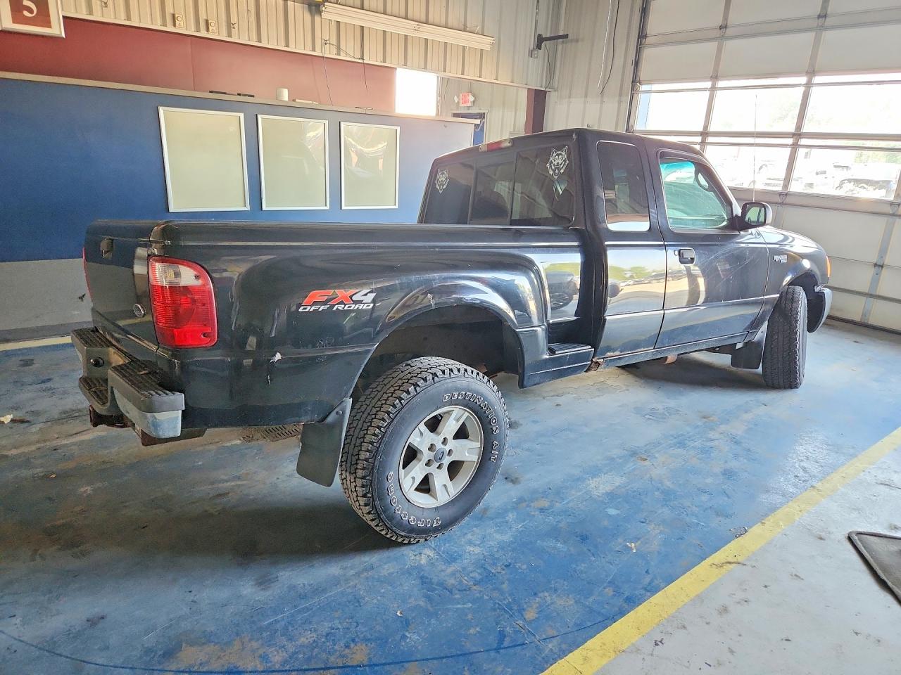 2003 Ford Ranger Super Cab Black vin: 1FTZR45E33PA05214