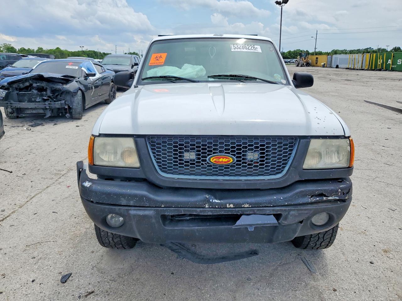 2002 Ford Ranger Super Cab Белый vin: 1FTZR45E42PB69862