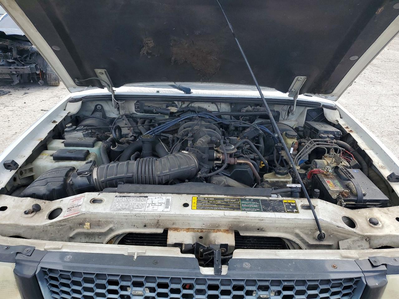 2002 Ford Ranger Super Cab Белый vin: 1FTZR45E42PB69862