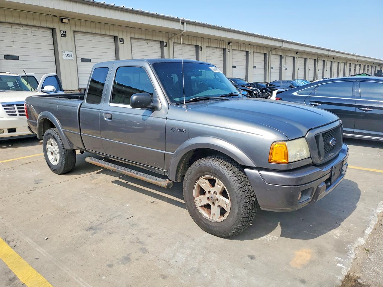 2004 Ford Ranger Super Cab Gray vin: 1FTZR45E44PA10049