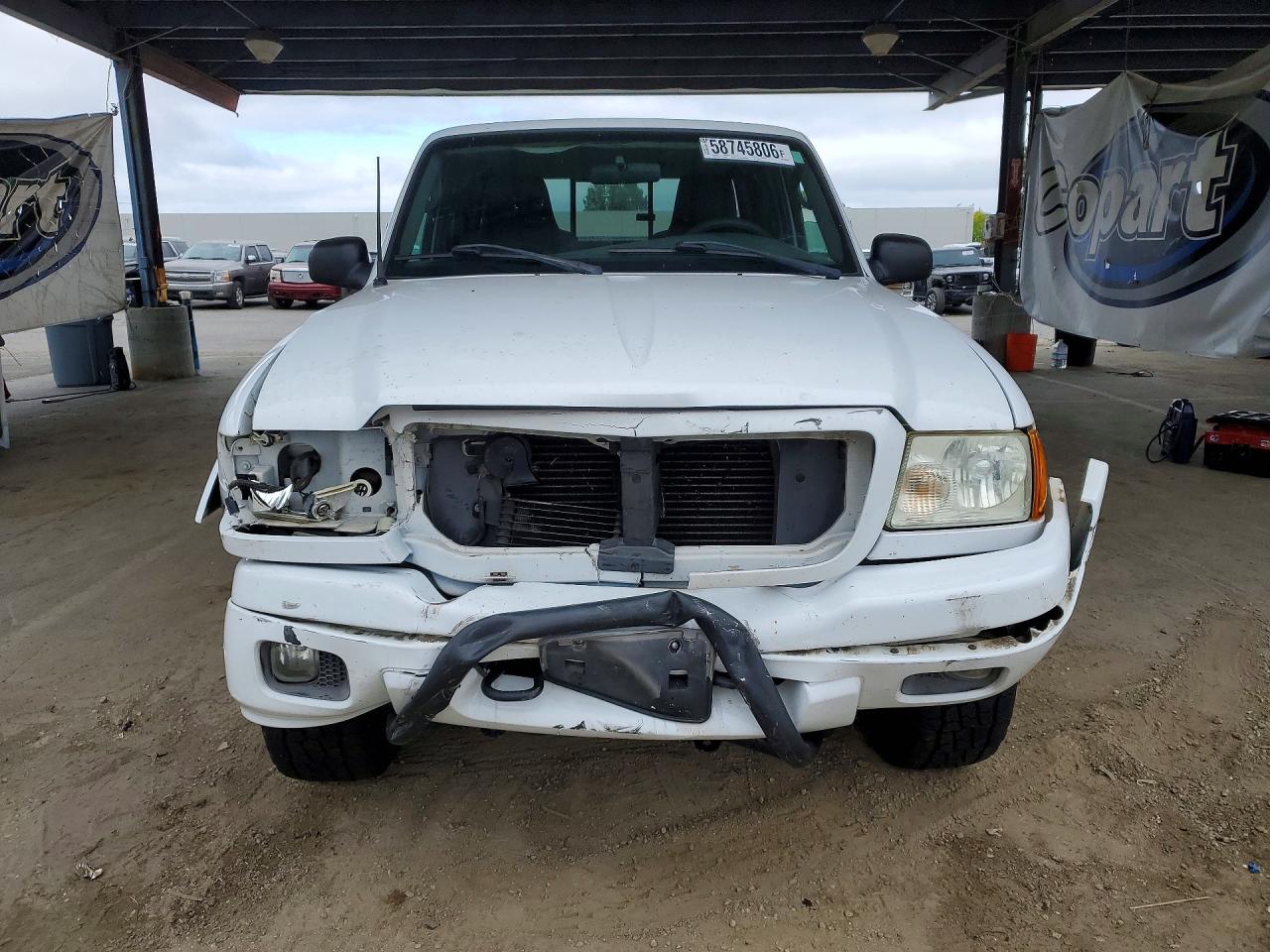 2005 Ford Ranger Super Cab White vin: 1FTZR45E45PA61925