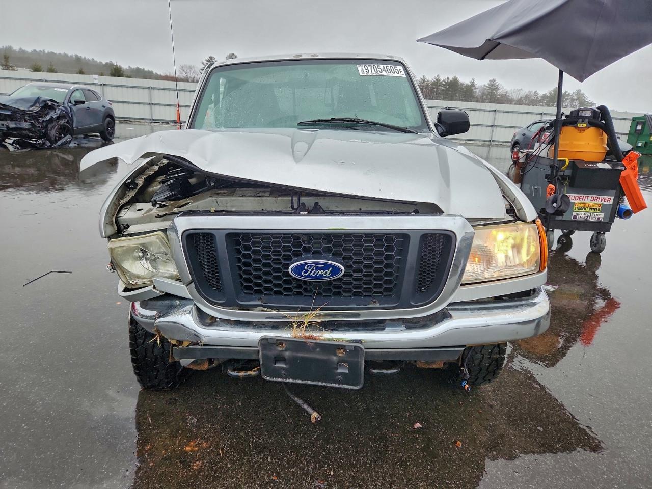 2005 Ford Ranger Super Cab Серебряный vin: 1FTZR45E45PA69071