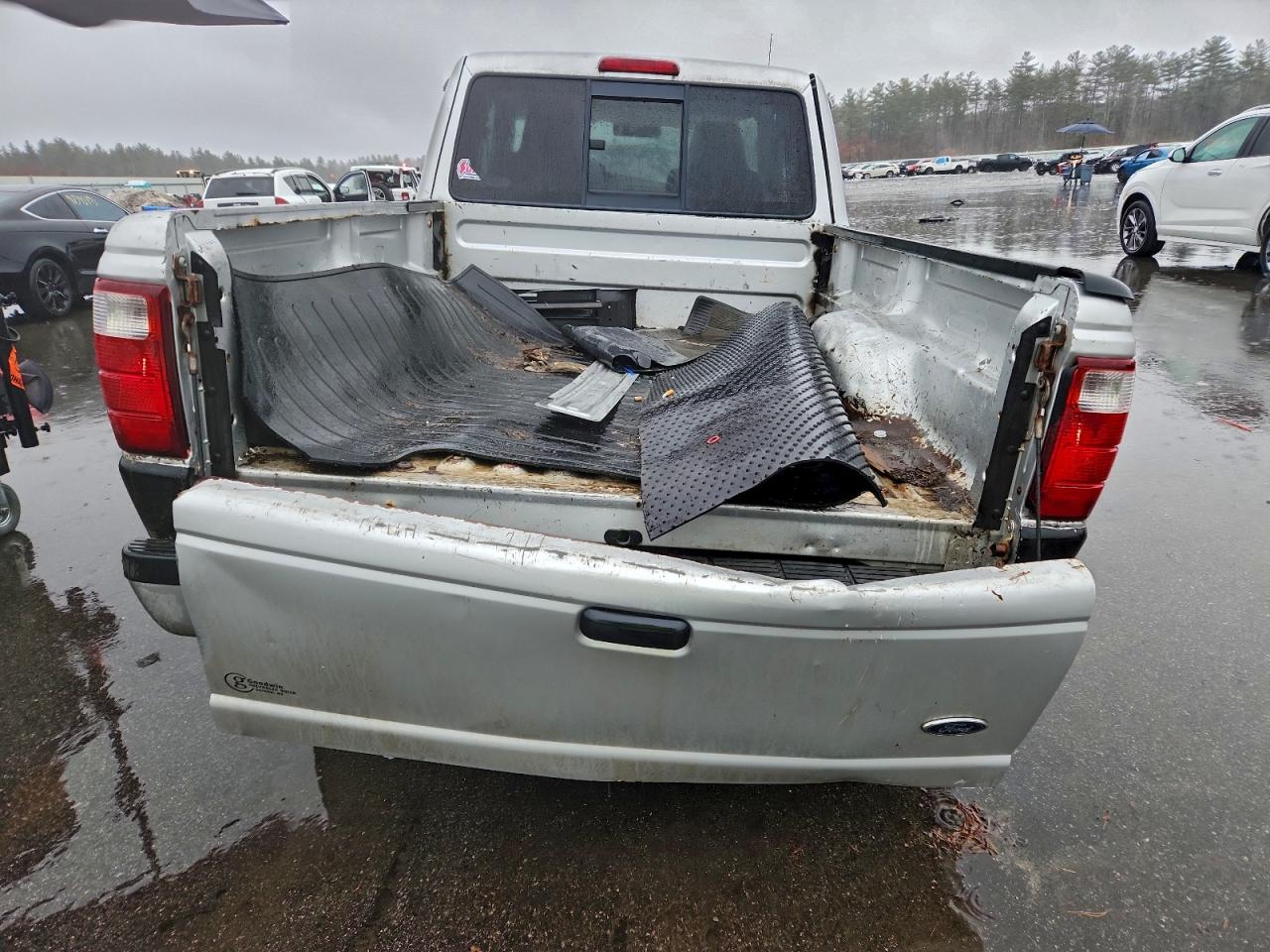 2005 Ford Ranger Super Cab Серебряный vin: 1FTZR45E45PA69071