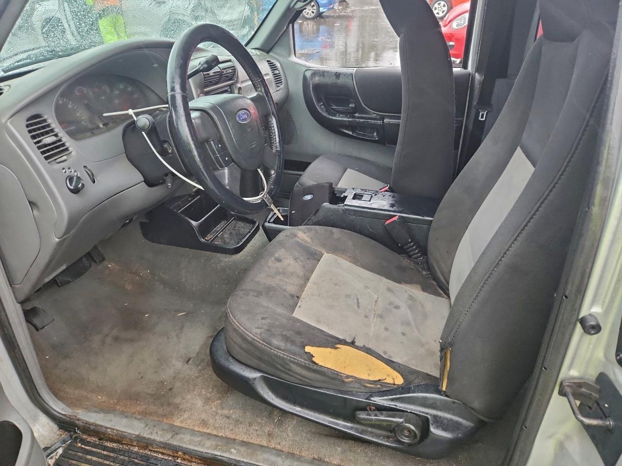 2005 Ford Ranger Super Cab Серебряный vin: 1FTZR45E45PA69071