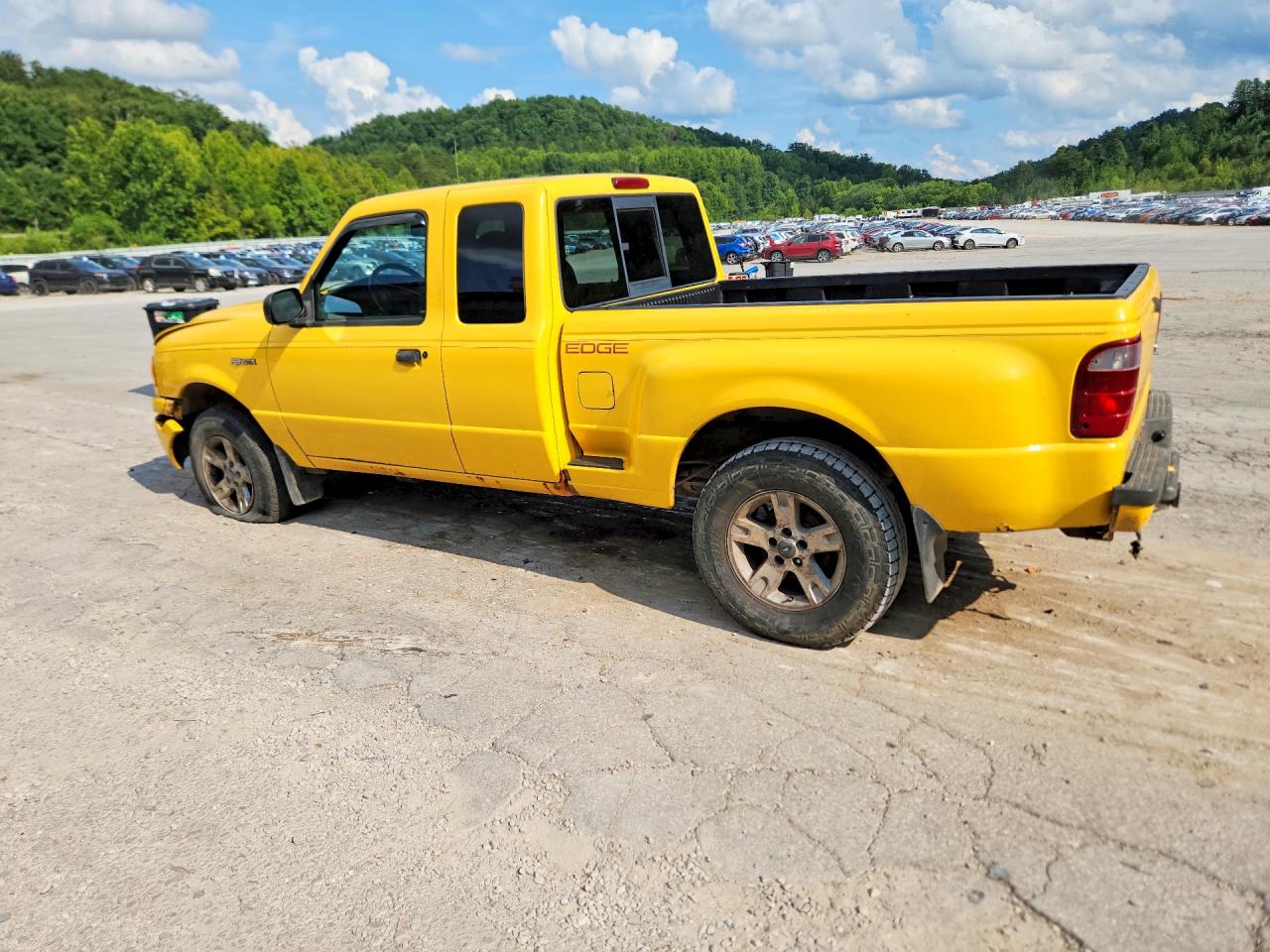2002 Ford Ranger Super Cab Желтый vin: 1FTZR45E52TA59989