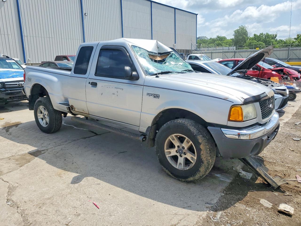2002 Ford Ranger Super Cab Silver vin: 1FTZR45E52TA75738