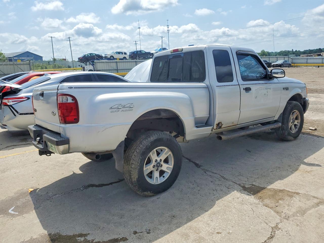 2002 Ford Ranger Super Cab Silver vin: 1FTZR45E52TA75738