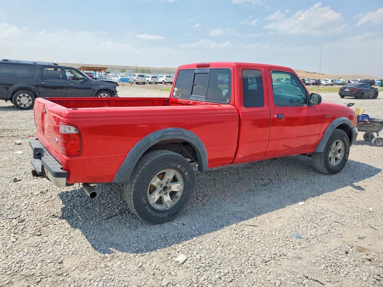 2005 Ford Ranger Super Cab Red vin: 1FTZR45E55PA37620