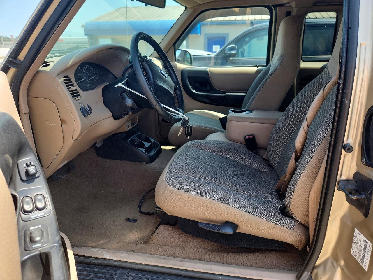 2002 Ford Ranger Super Cab Золотой vin: 1FTZR45E62PA63784