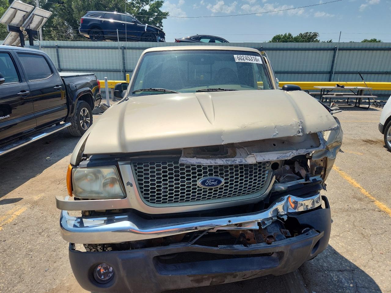 2002 Ford Ranger Super Cab Золотой vin: 1FTZR45E62PA63784