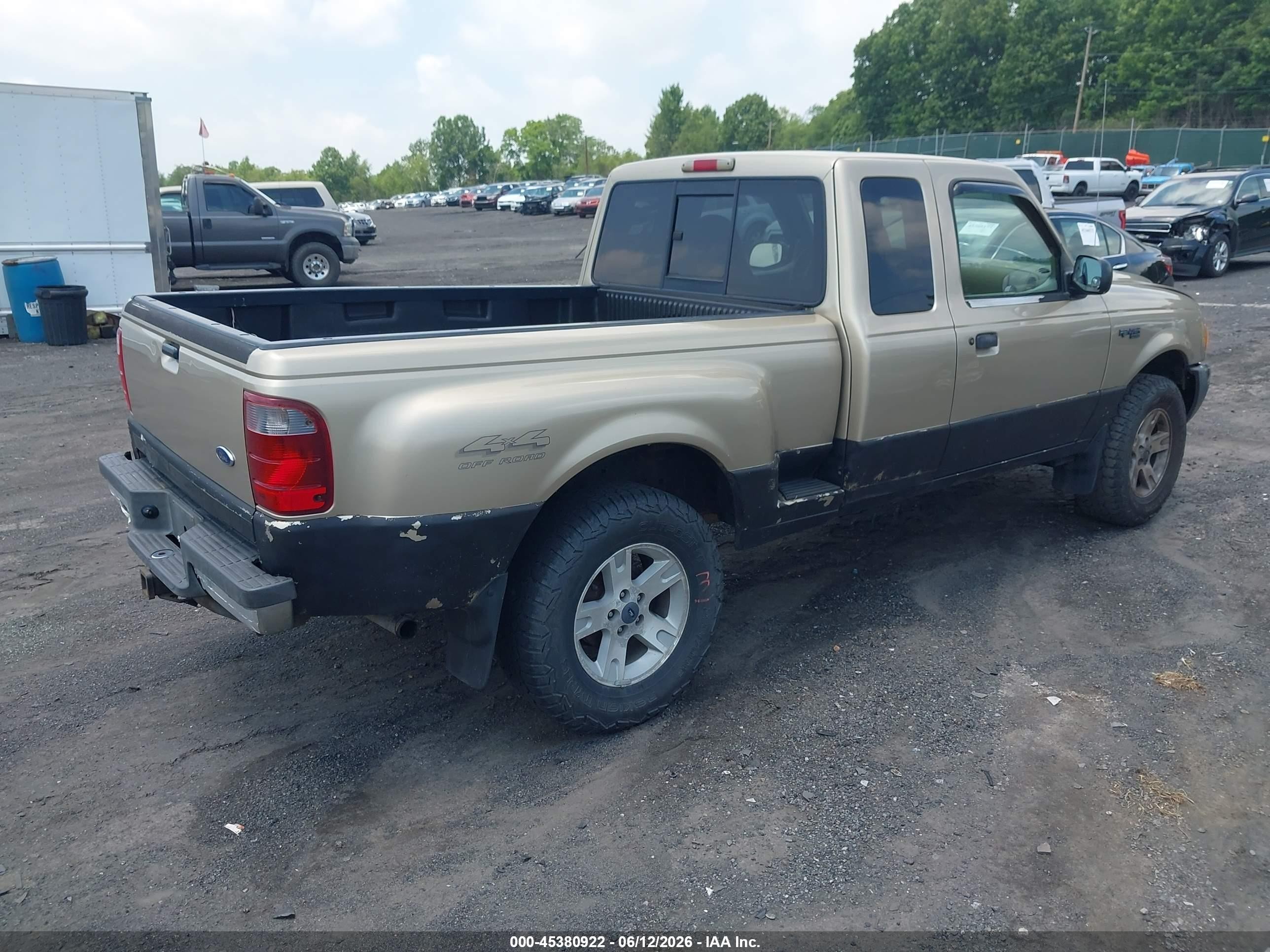 2002 Ford Ranger Edge/xlt Золотой vin: 1FTZR45E72TA21213