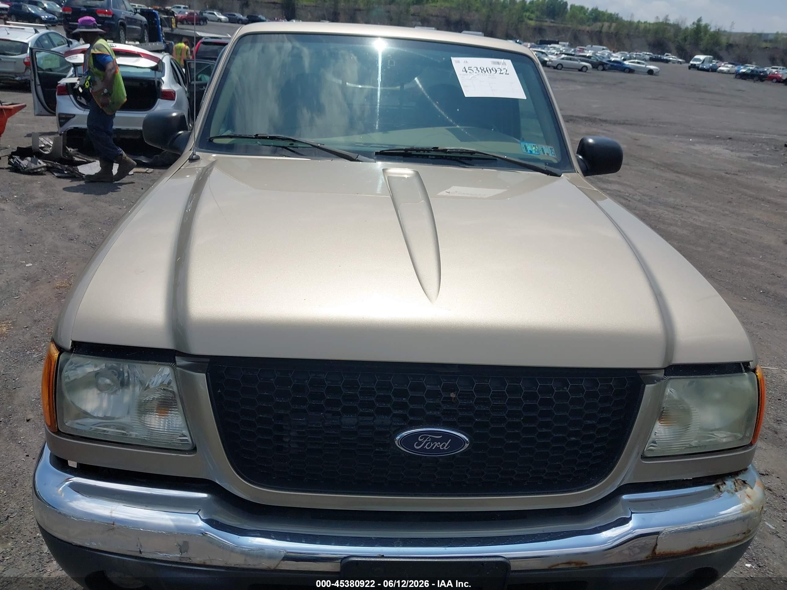 2002 Ford Ranger Edge/xlt Золотой vin: 1FTZR45E72TA21213
