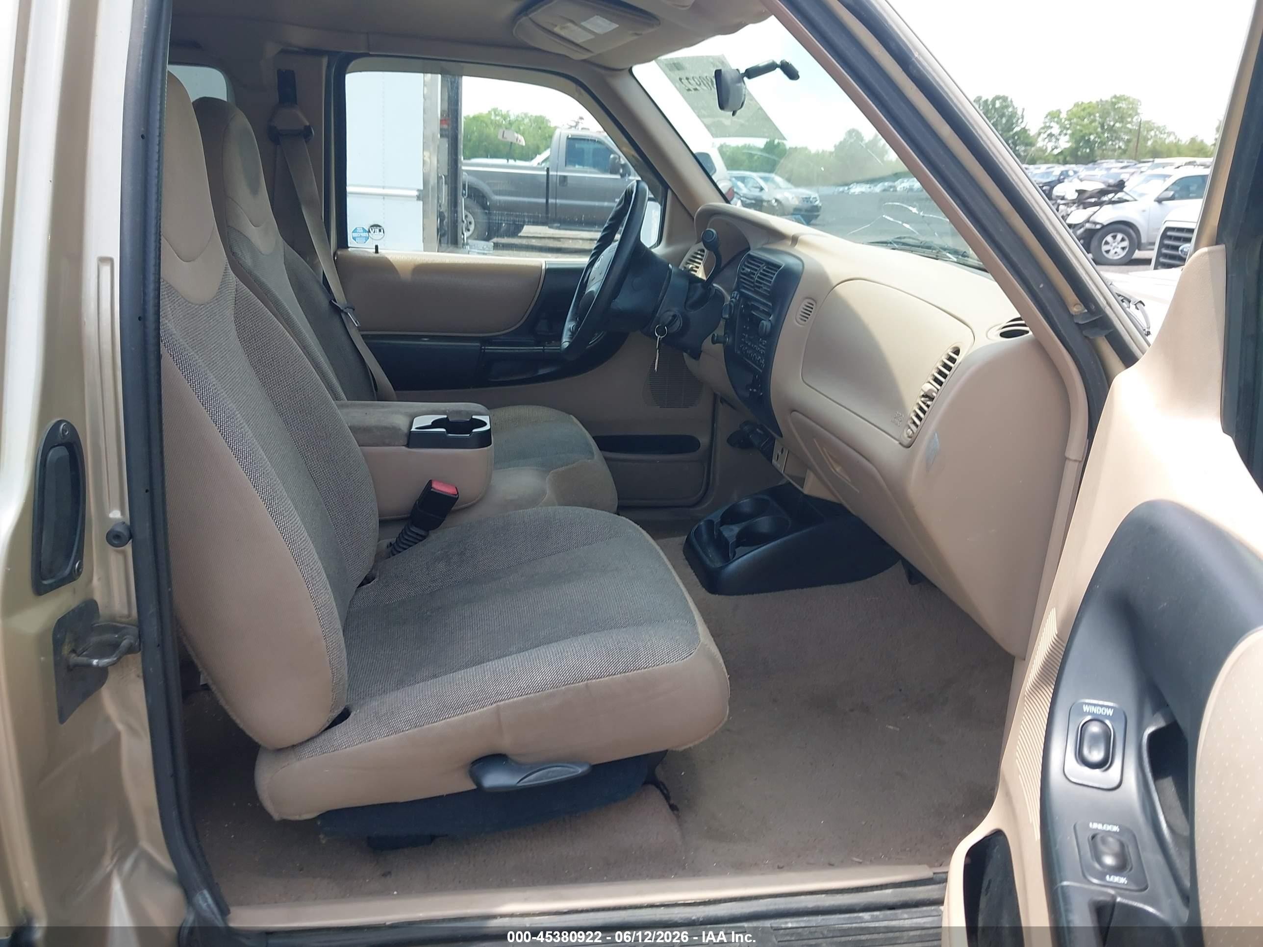 2002 Ford Ranger Edge/xlt Золотой vin: 1FTZR45E72TA21213
