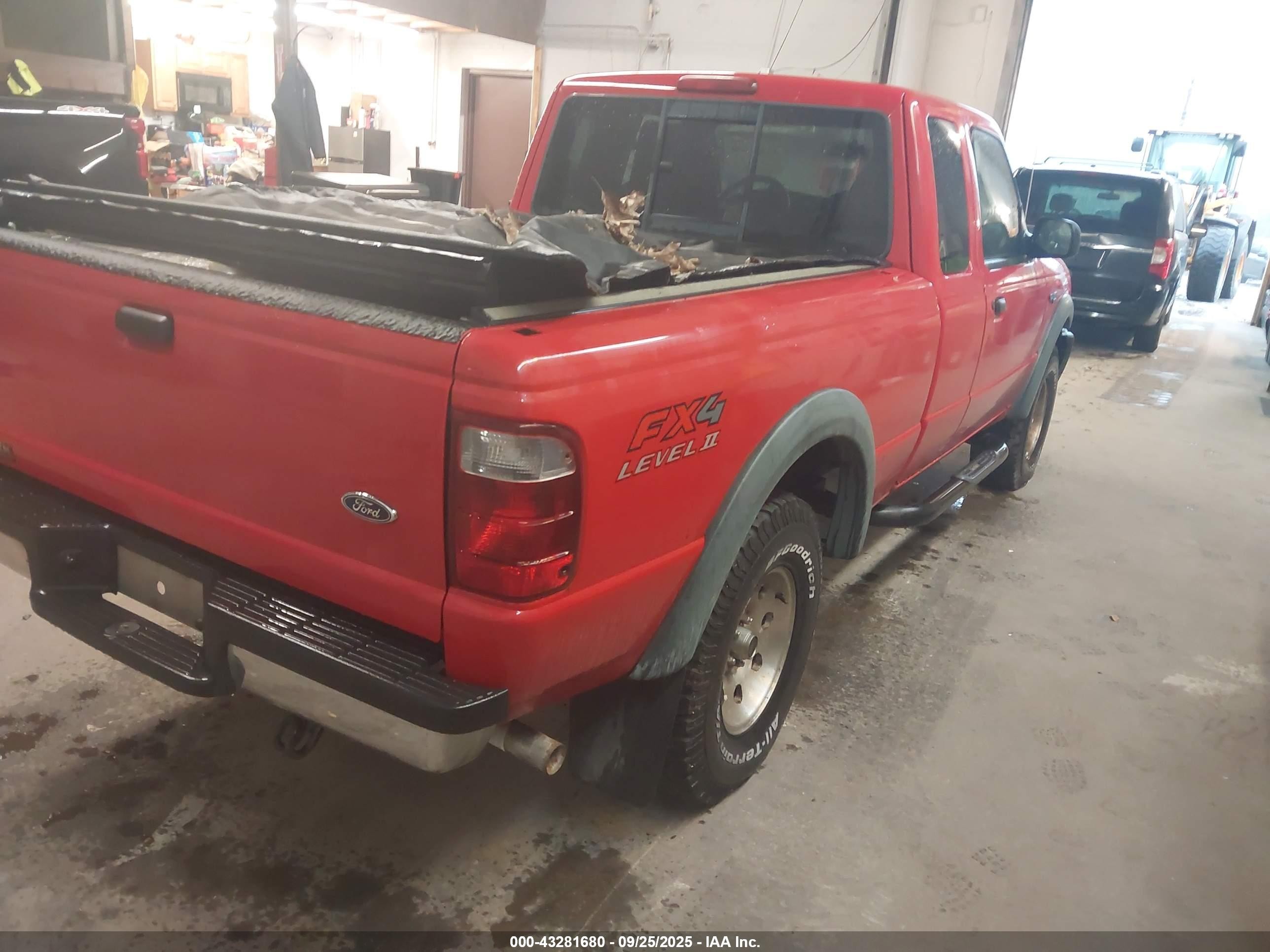 2004 Ford Ranger Super Cab Red vin: 1FTZR45E74PA00115