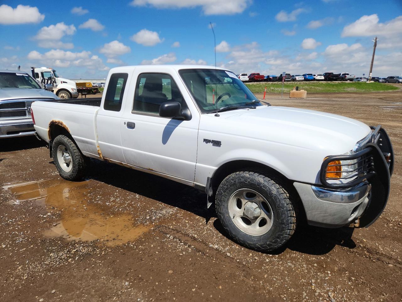 2005 Ford Ranger Super Cab White vin: 1FTZR45E75PA81229
