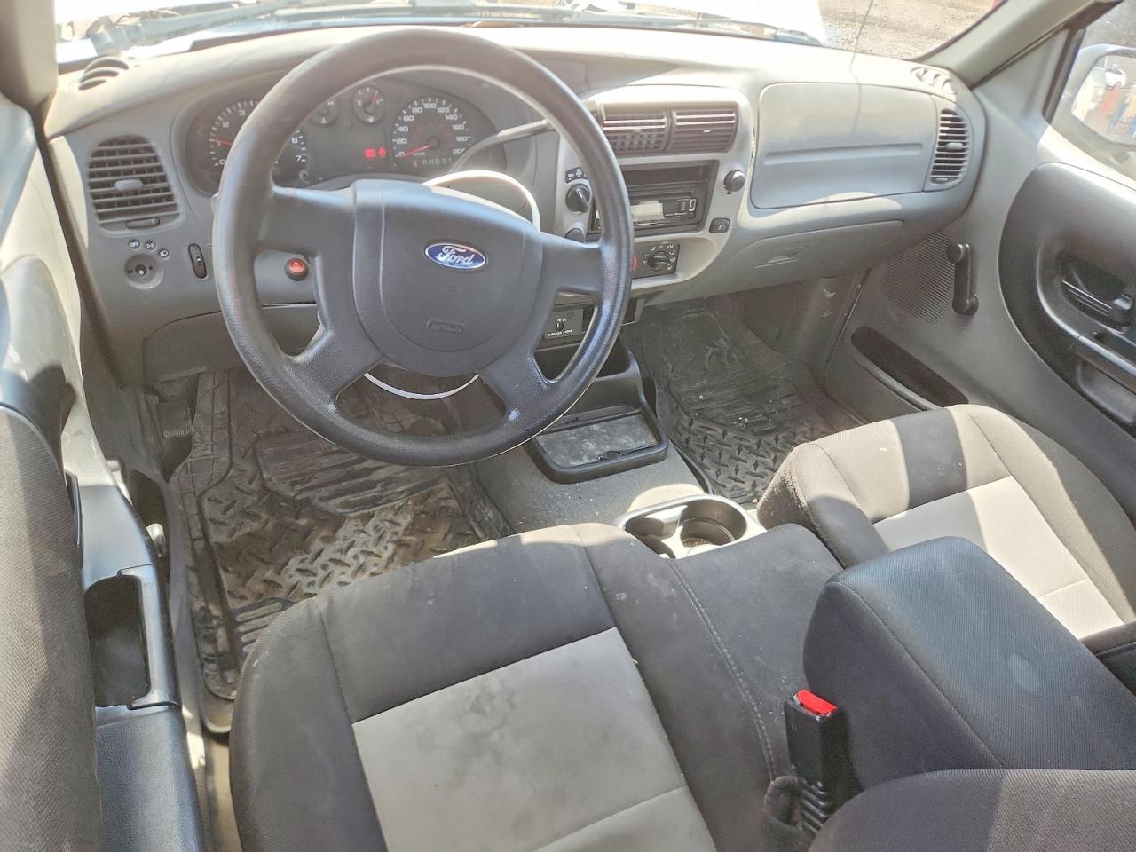 2005 Ford Ranger Super Cab White vin: 1FTZR45E75PA81229