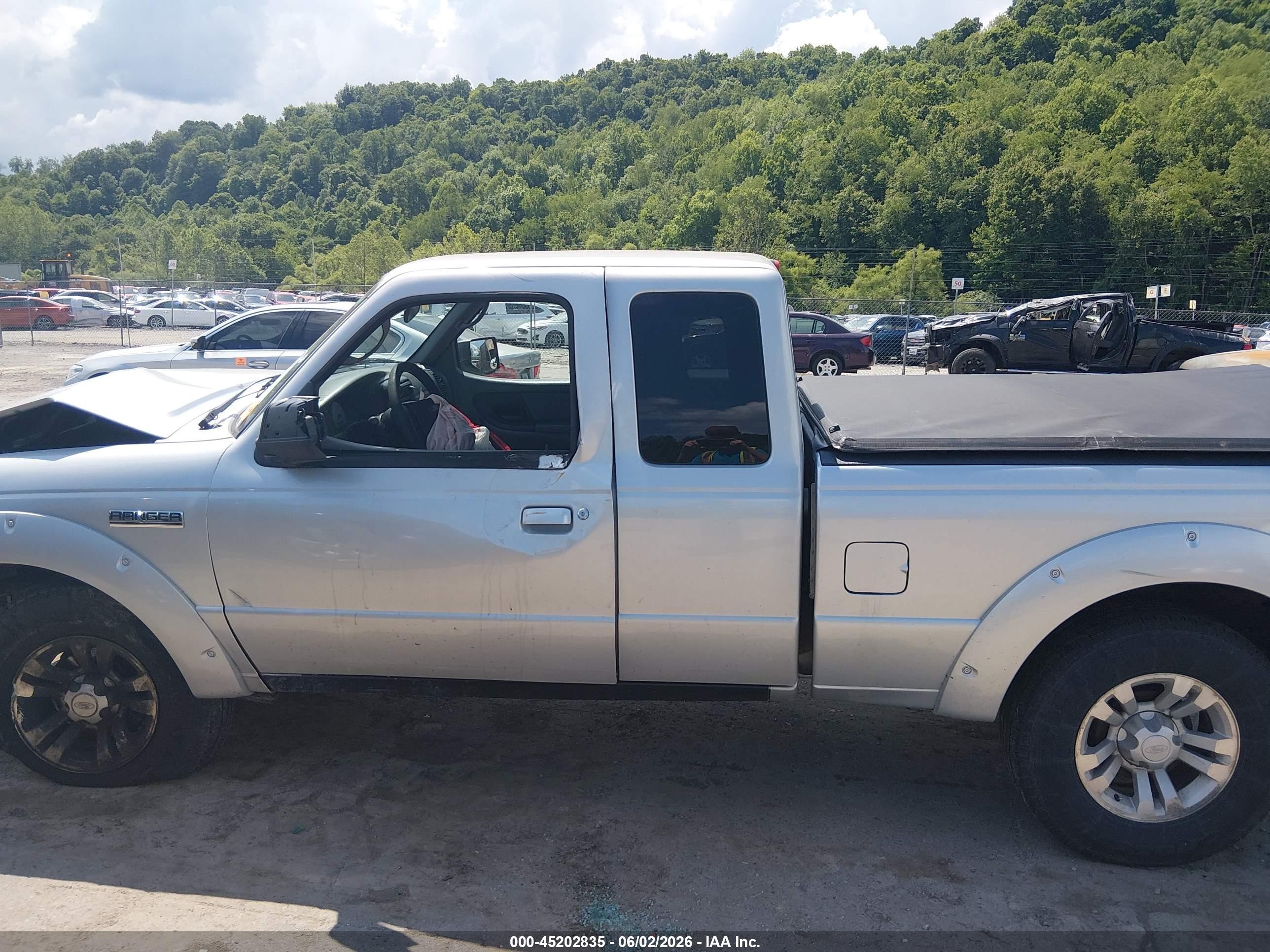 2007 Ford Ranger Fx4 Level Ii/fx4 Off-road/sport/xlt Серебряный vin: 1FTZR45E77PA79001