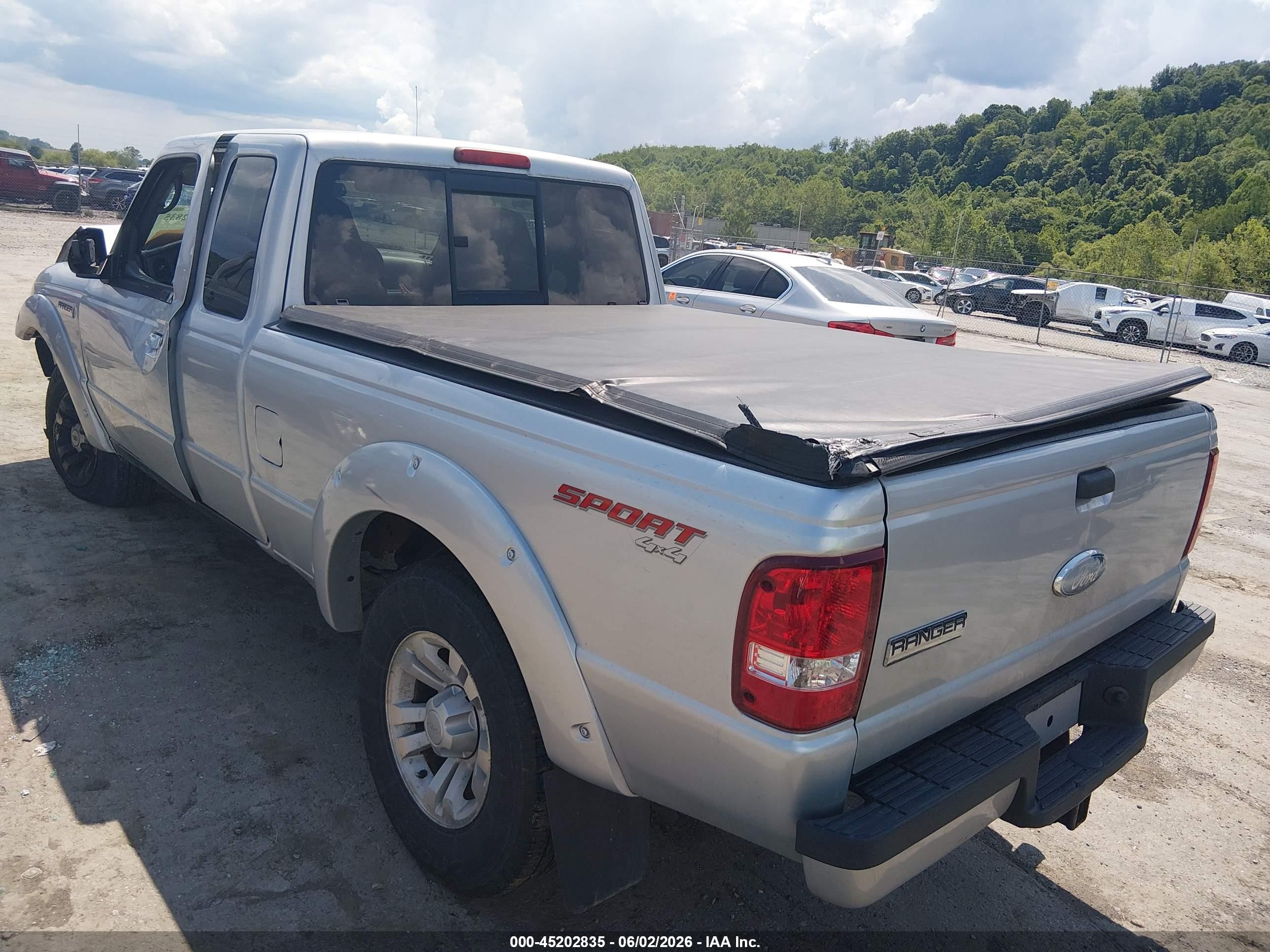 2007 Ford Ranger Fx4 Level Ii/fx4 Off-road/sport/xlt Серебряный vin: 1FTZR45E77PA79001
