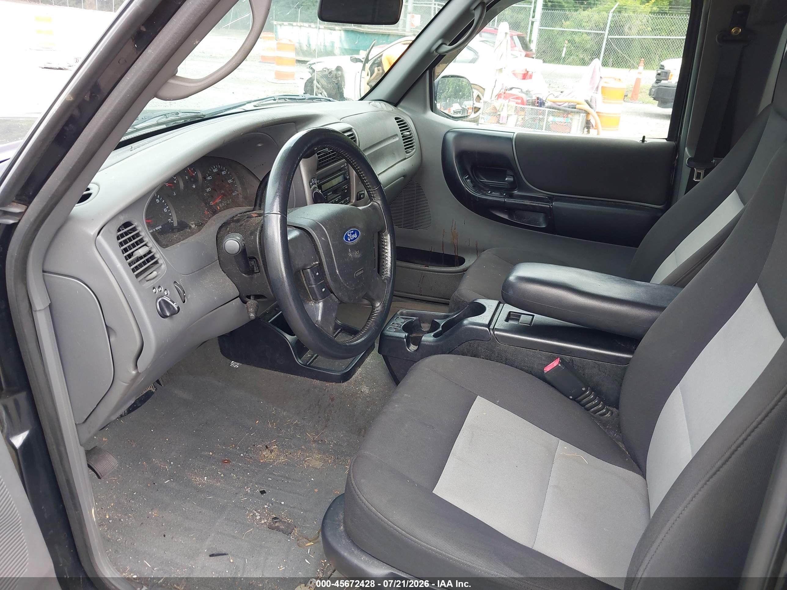 2004 Ford Ranger Black vin: 1FTZR45E84PA96210