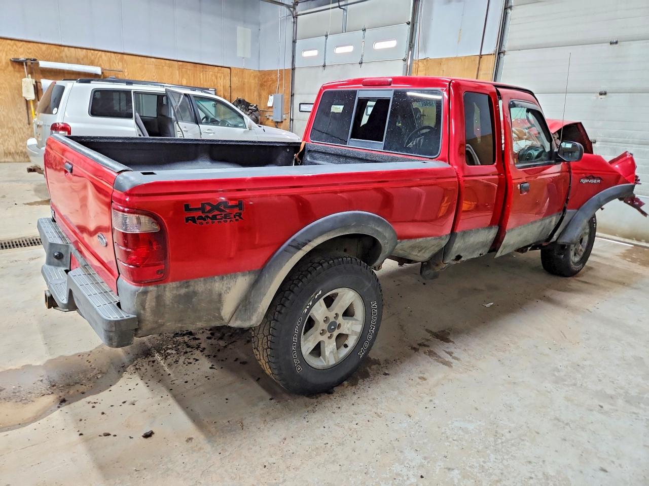 2004 Ford Ranger Super Cab Красный vin: 1FTZR45E94PB28520