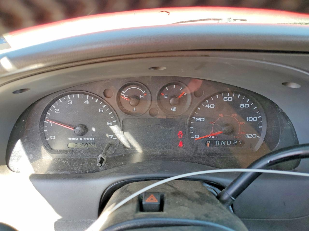 2004 Ford Ranger Red vin: 1FTZR45E94PB48847