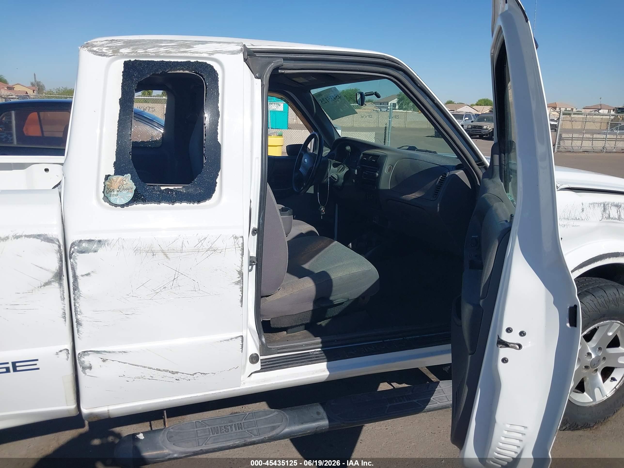2002 Ford Ranger Edge/xlt White vin: 1FTZR45EX2PA24602