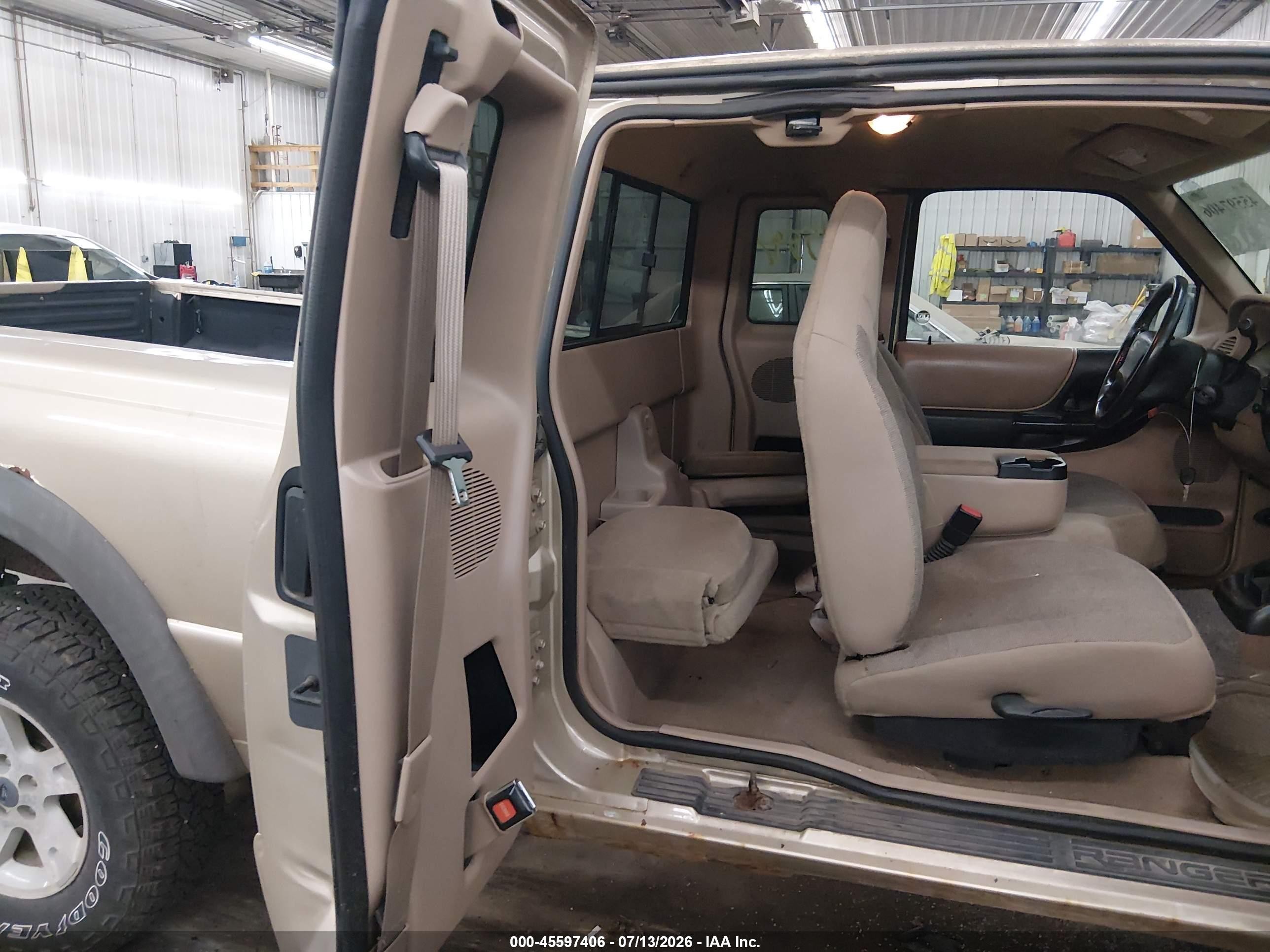 2002 Ford Ranger Edge/xlt Gold vin: 1FTZR45EX2PB29446