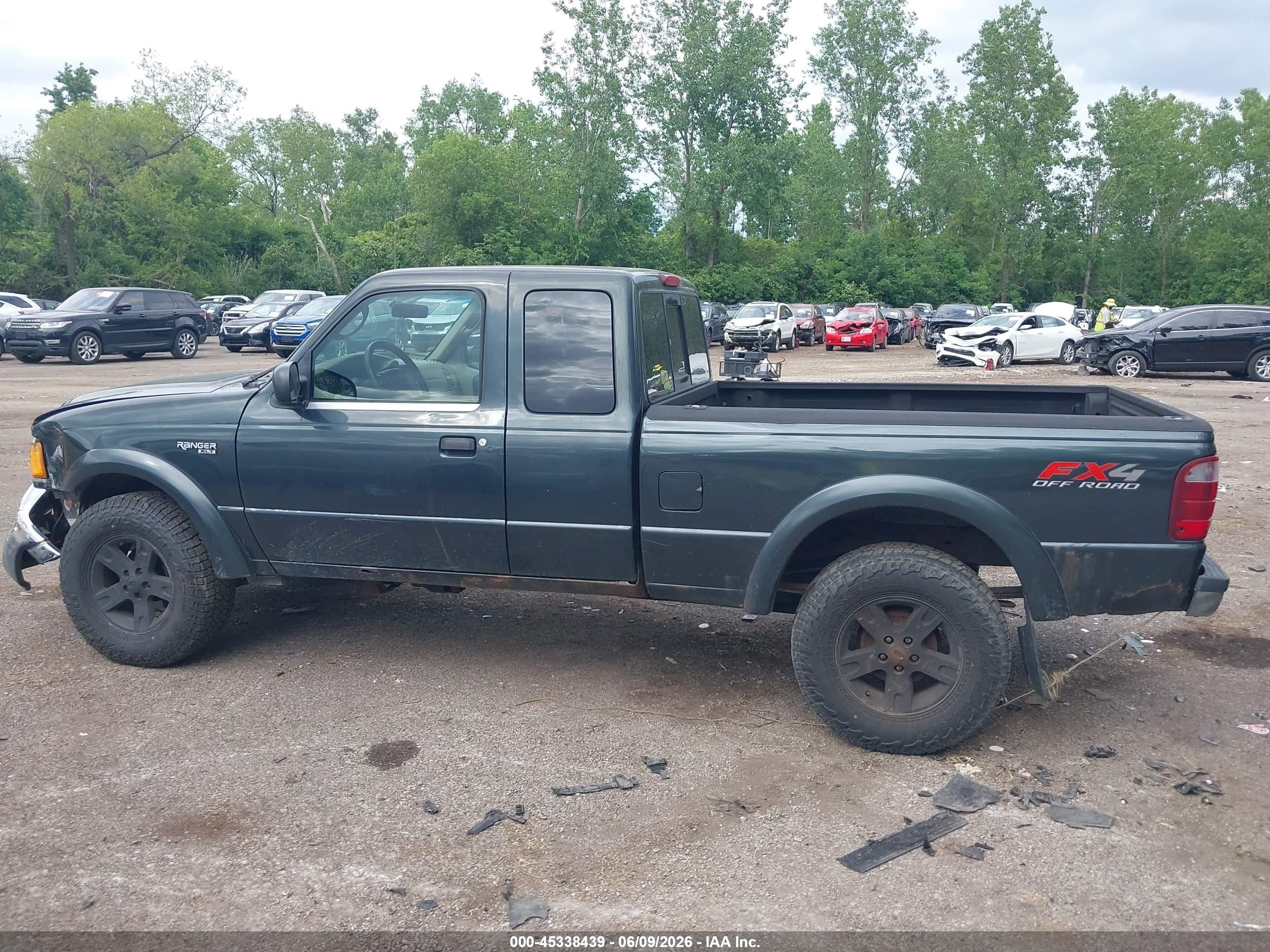 2004 Ford Ranger Super Cab Green vin: 1FTZR45EX4TA00472