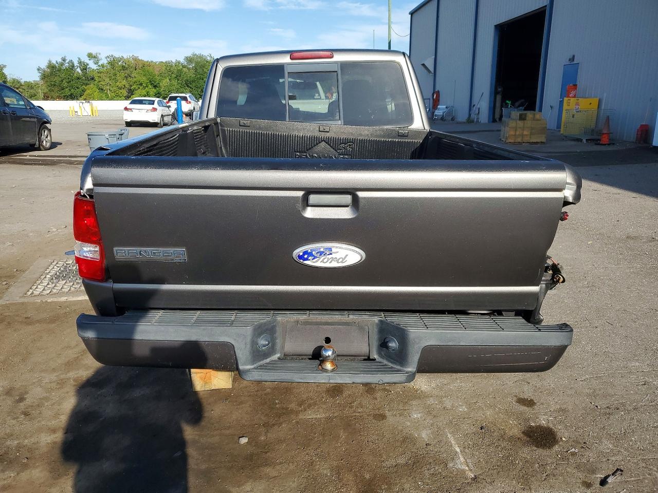 2006 Ford Ranger Super Cab Gray vin: 1FTZR45EX6PA14805