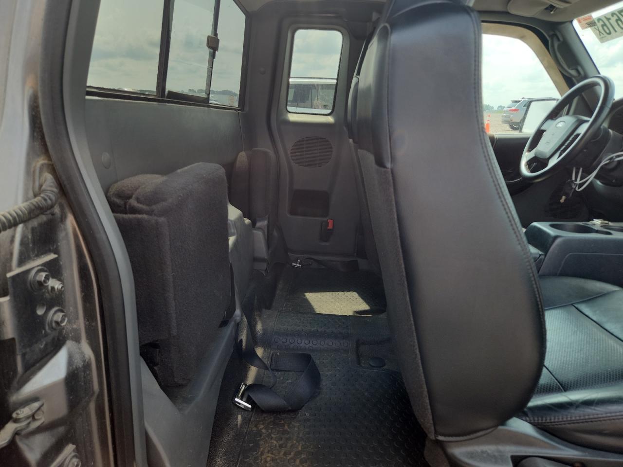 2008 Ford Ranger Super Cab Gray vin: 1FTZR45EX8PA03063