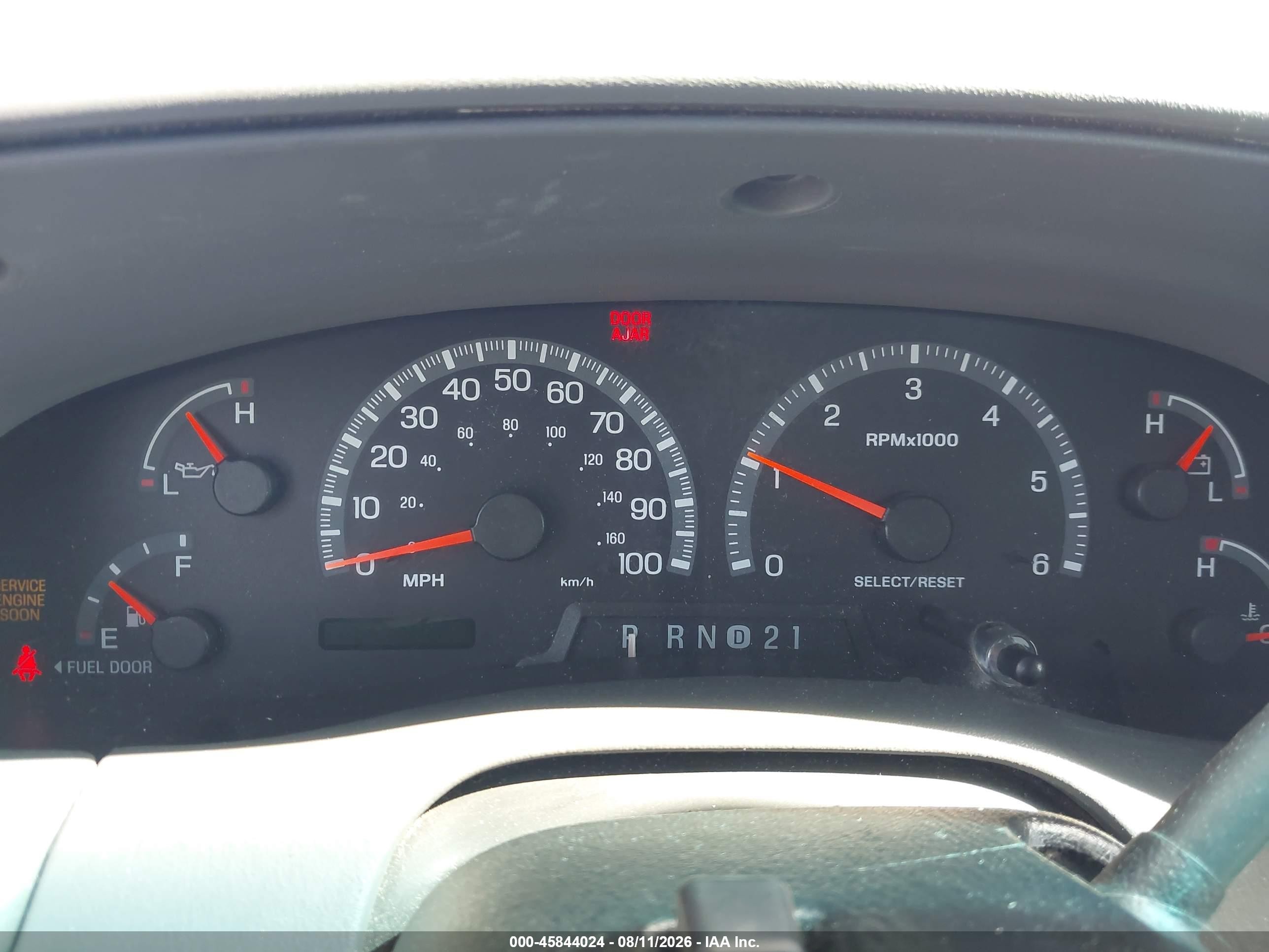 2000 Ford F-150 Xl/xlt Красный vin: 1FTZX0728YKB35334