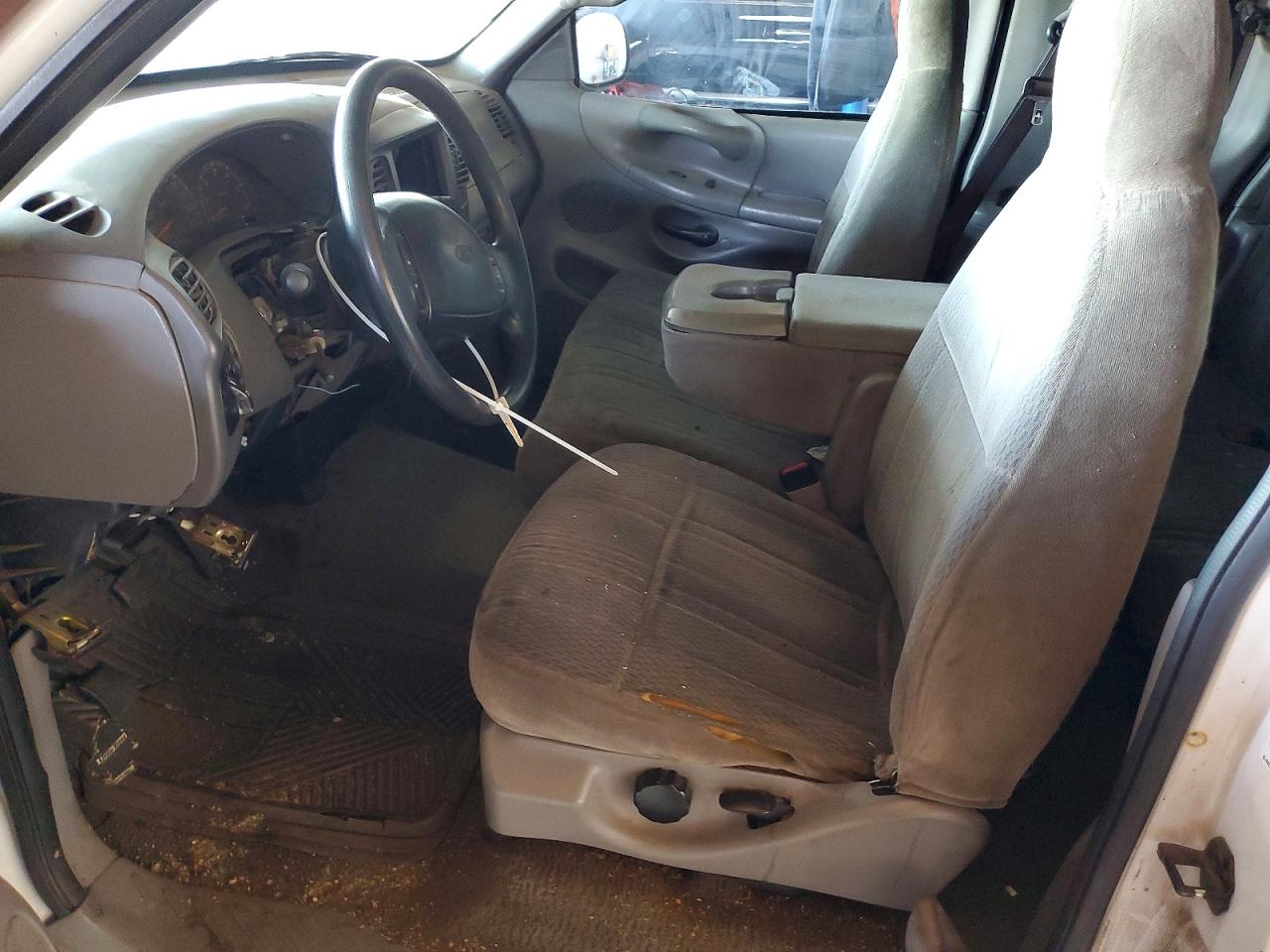 1998 Ford F150 White vin: 1FTZX0769WKB74787