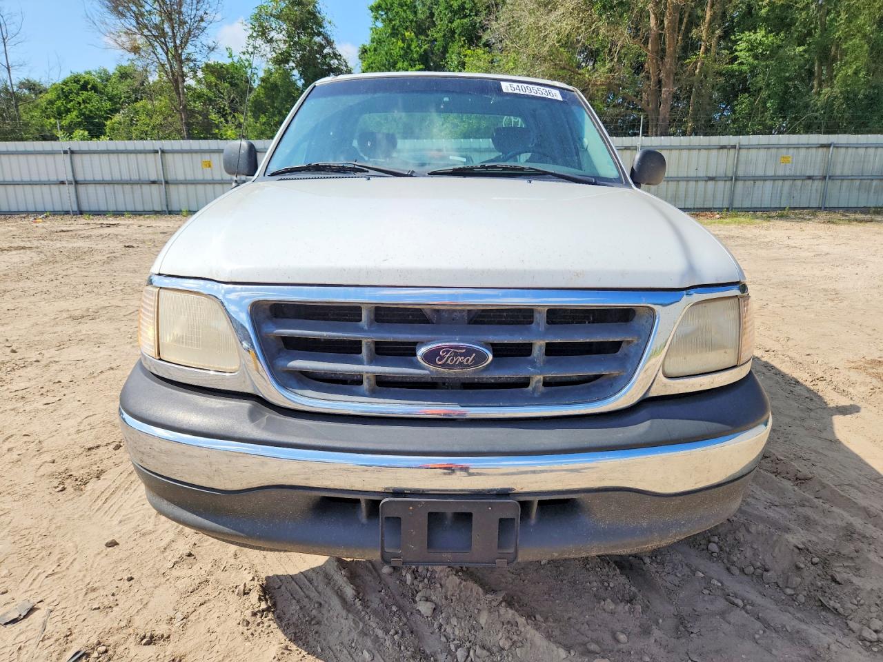 2001 Ford F150 White vin: 1FTZX17201NA47811