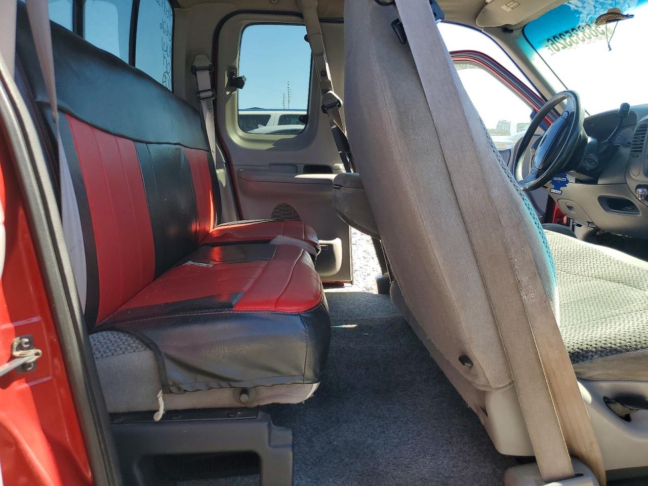 1999 Ford F150 Red vin: 1FTZX1720XKB07614
