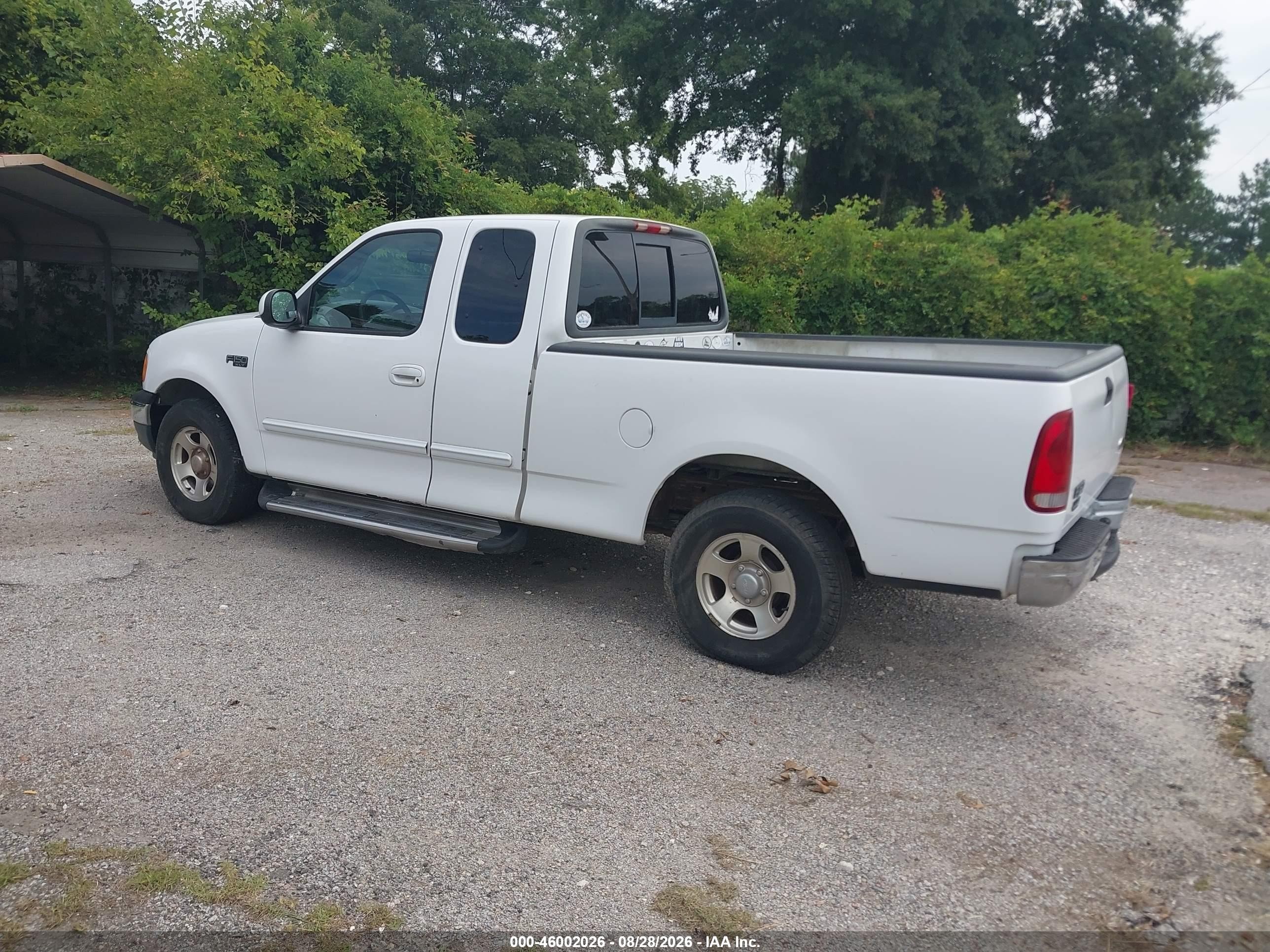 2000 Ford F-150 Work Series/xl/xlt White vin: 1FTZX1720YKB49329