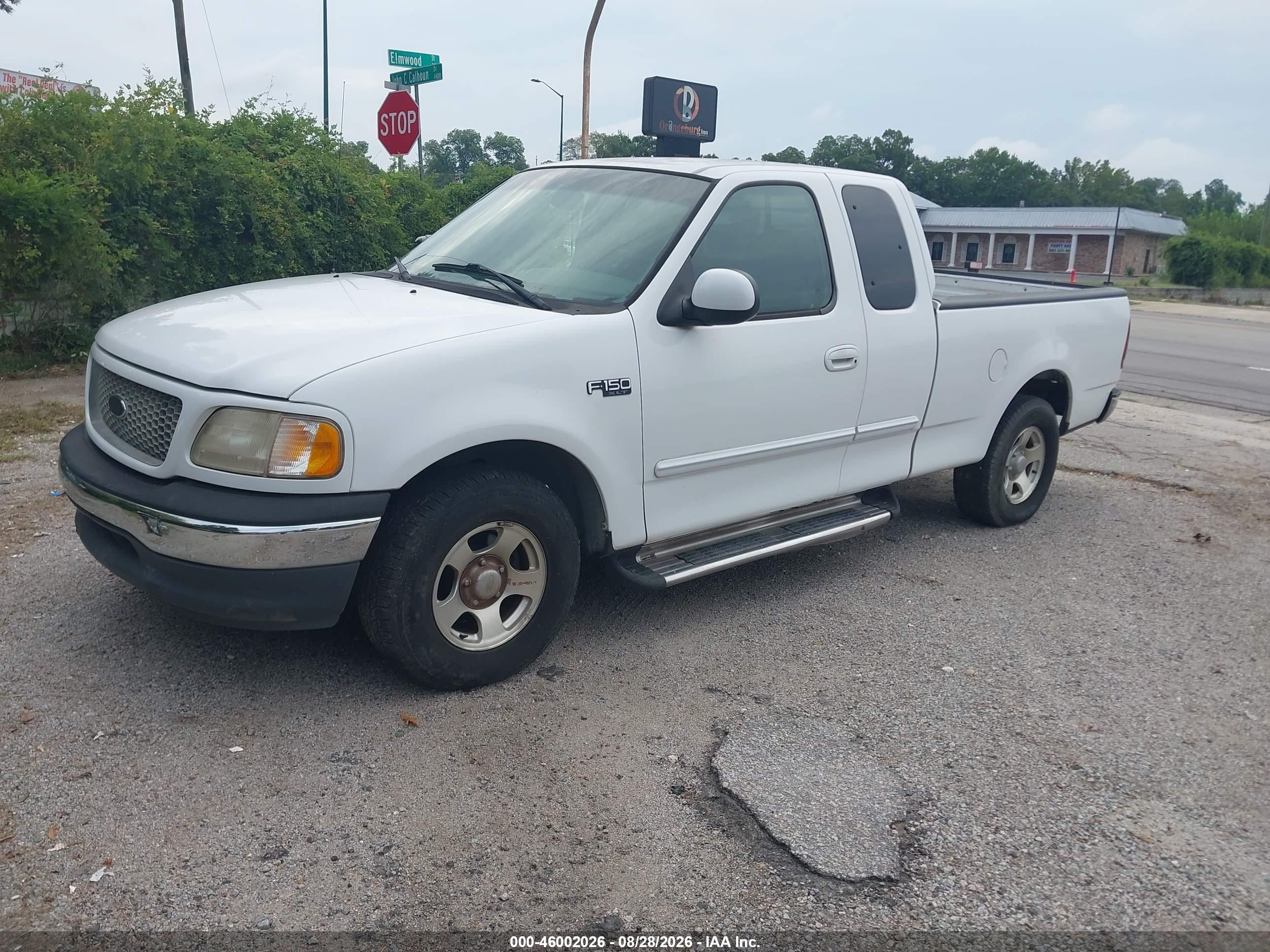 2000 Ford F-150 Work Series/xl/xlt White vin: 1FTZX1720YKB49329