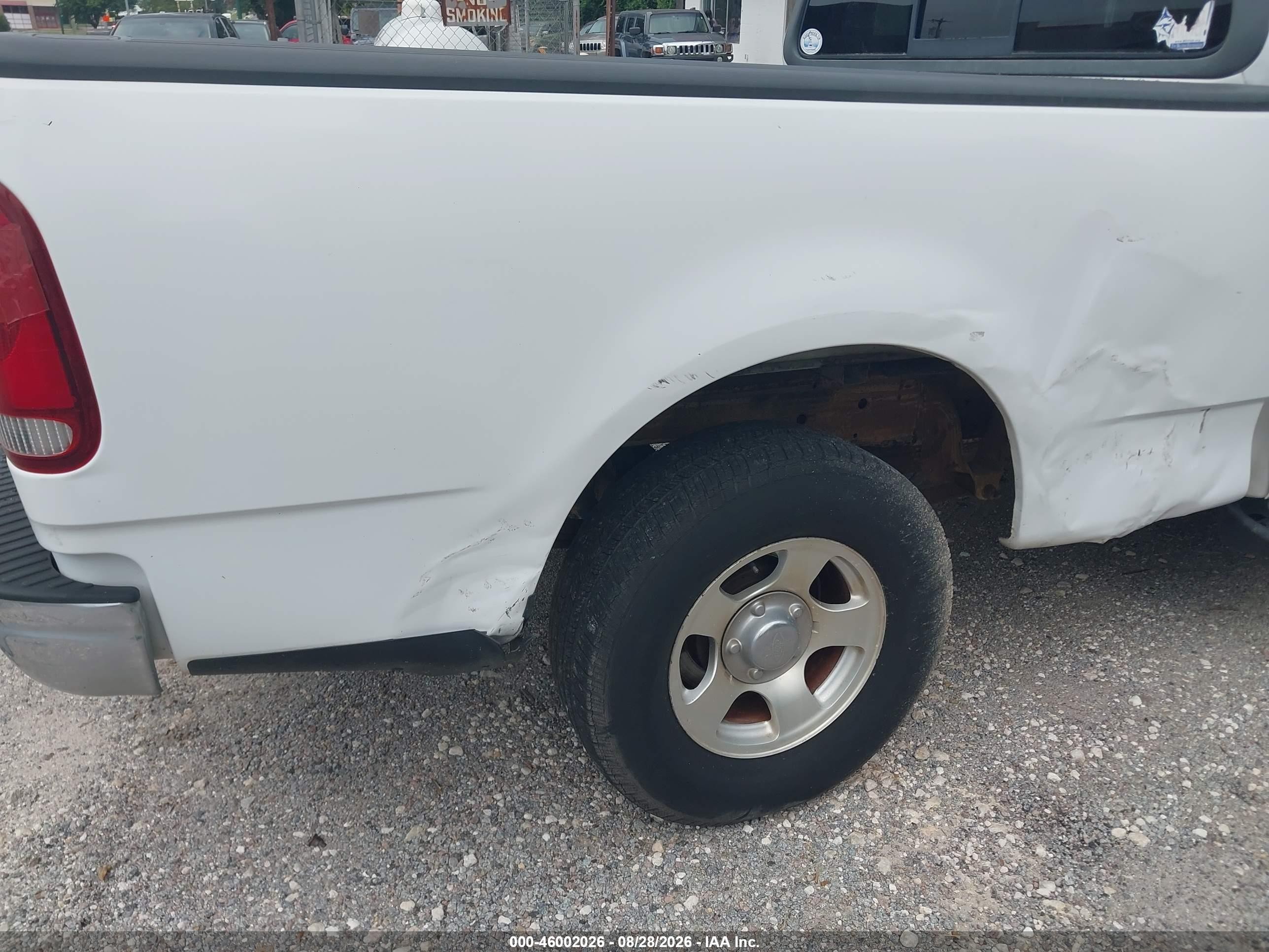 2000 Ford F-150 Work Series/xl/xlt White vin: 1FTZX1720YKB49329