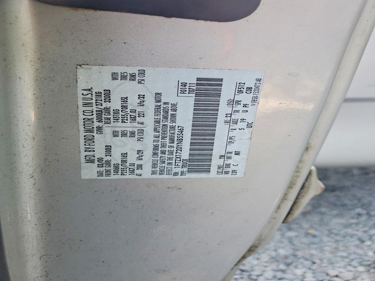 2000 Ford F150 Silver vin: 1FTZX1720YNB55467