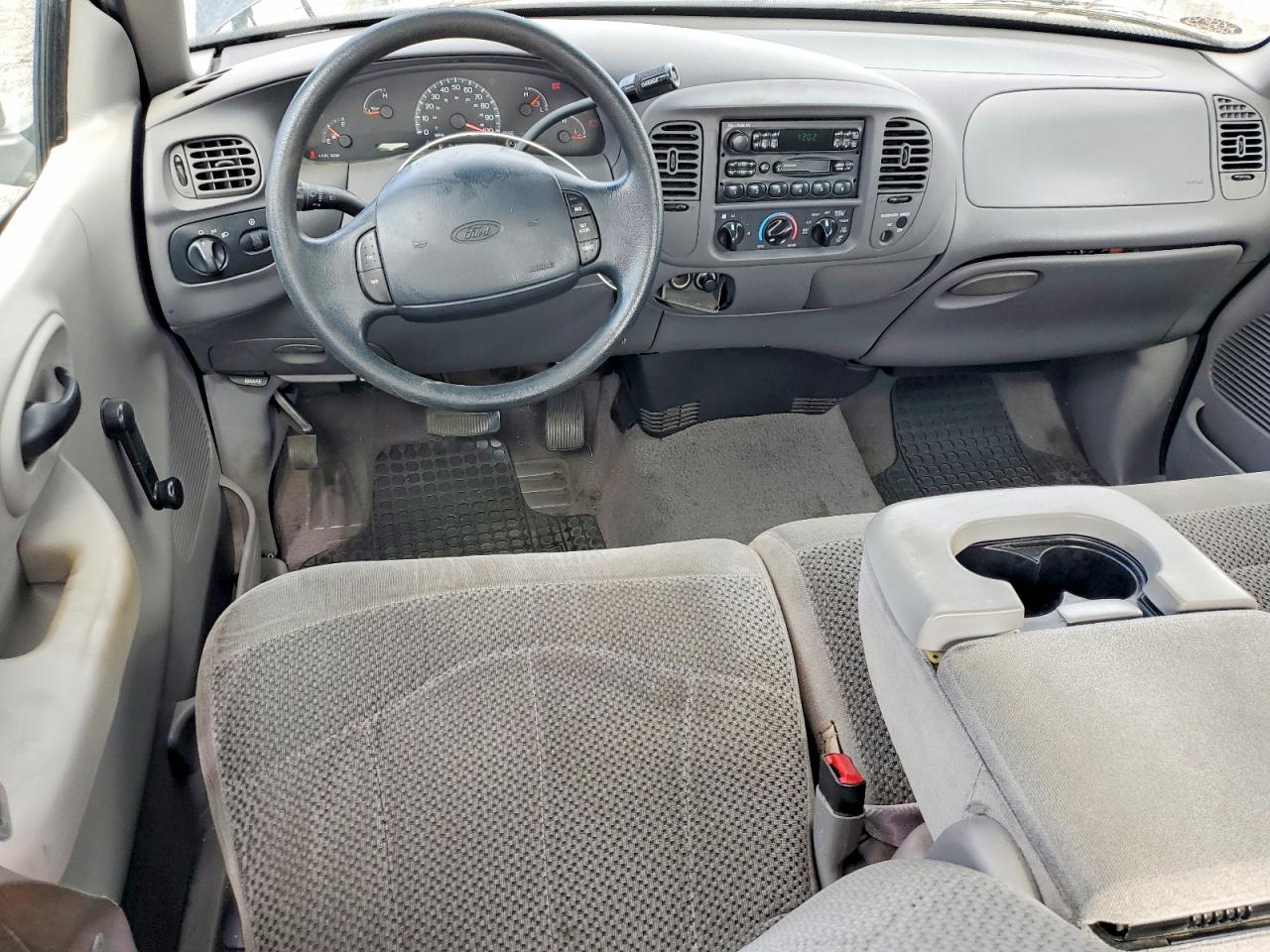 2000 Ford F150 Blue vin: 1FTZX1721YKB23838