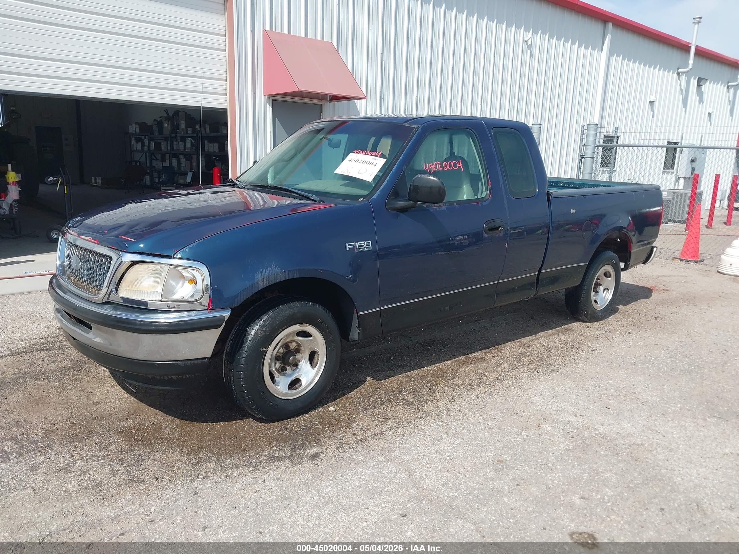 1998 Ford F-150   Blue vin: 1FTZX1722WNB52261