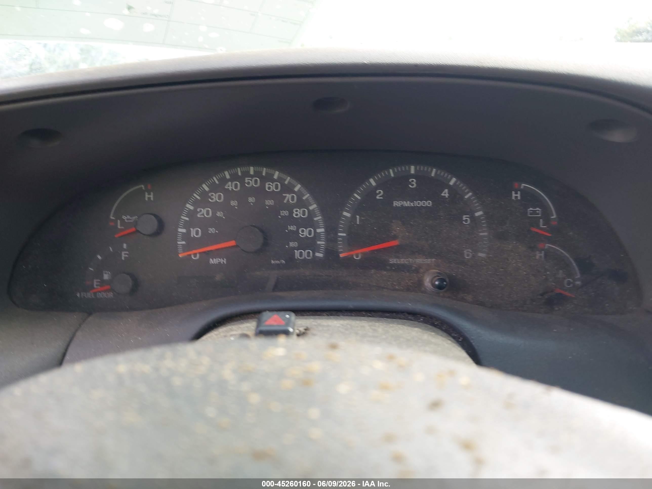 2000 Ford F-150 Work Series/xl/xlt White vin: 1FTZX1722YNA60652