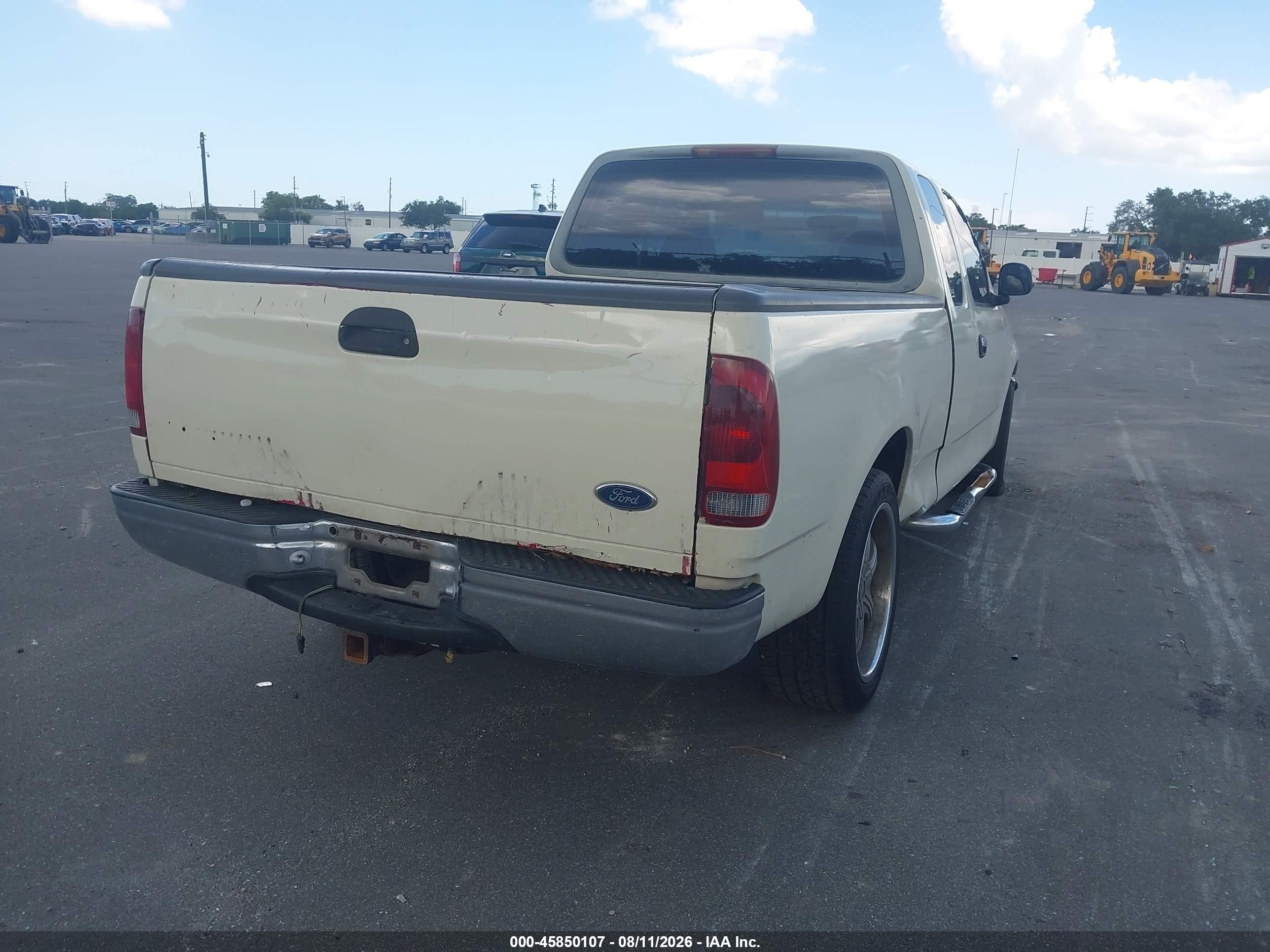 1998 Ford F-150 Standard/xl/xlt Cream vin: 1FTZX1723WNA16124