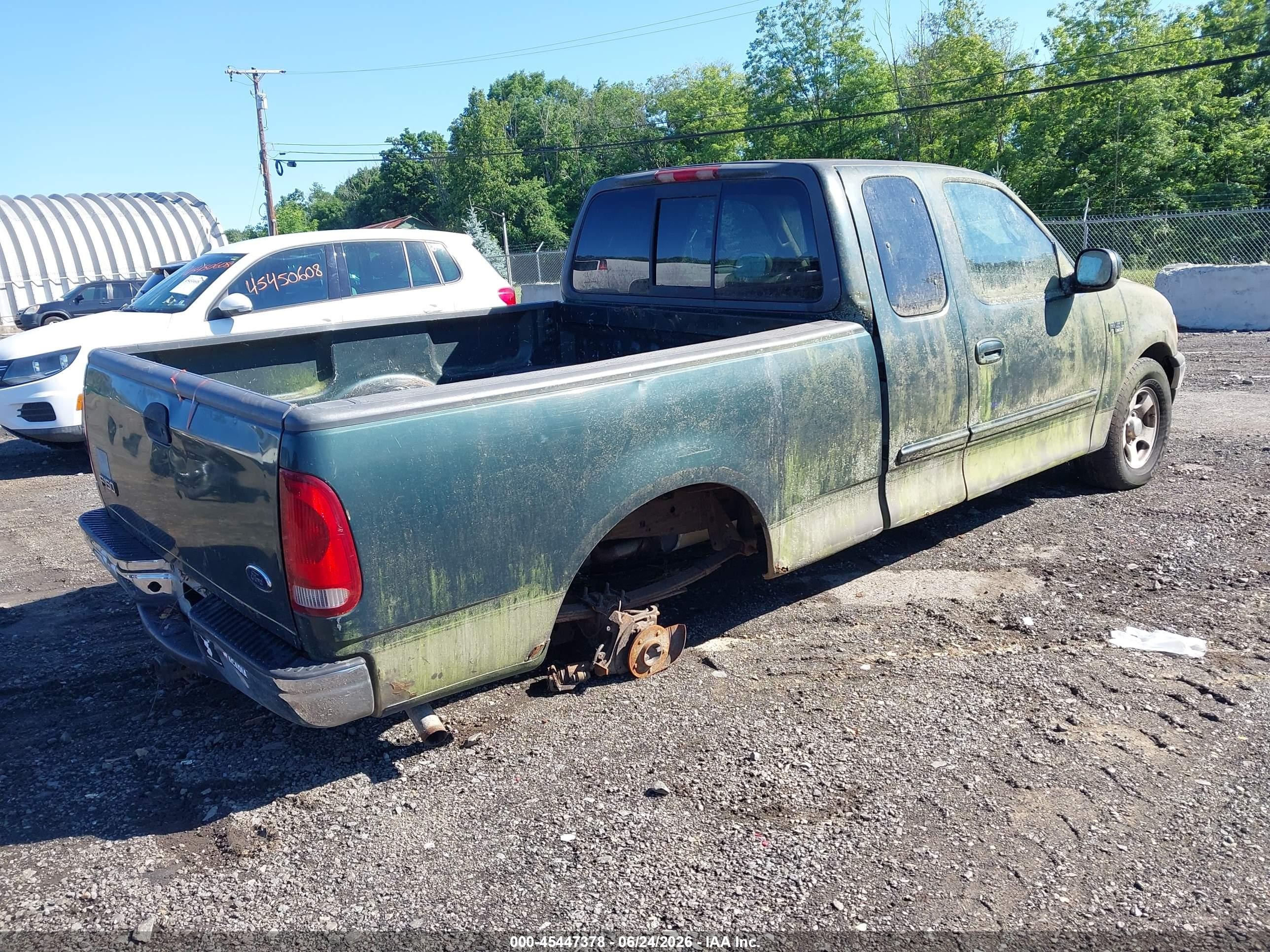 2001 Ford F-150 Xl/xlt Зеленый vin: 1FTZX17241NB50164