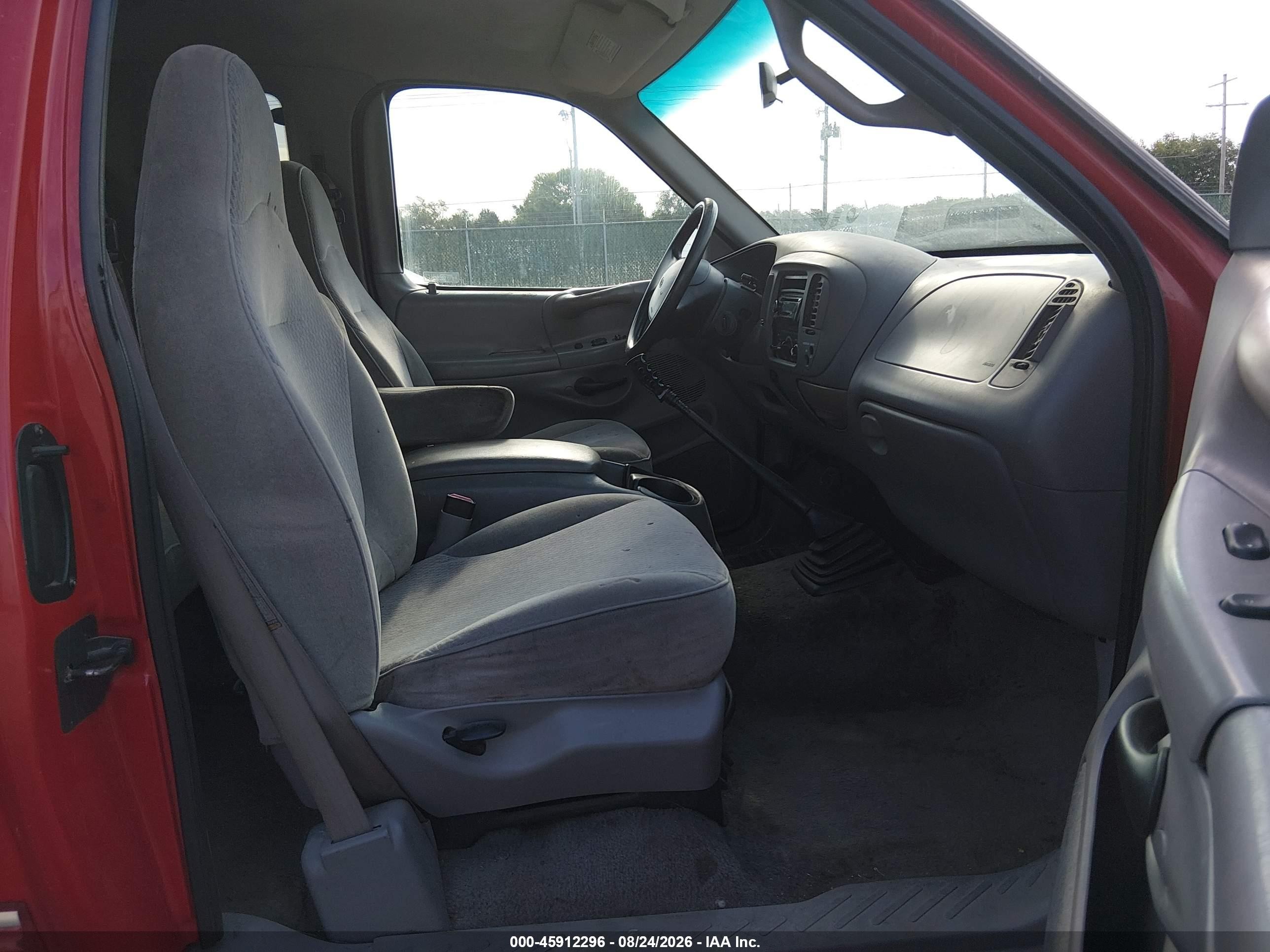 1998 Ford F-150 Standard/xl/xlt Red vin: 1FTZX1724WKB37729