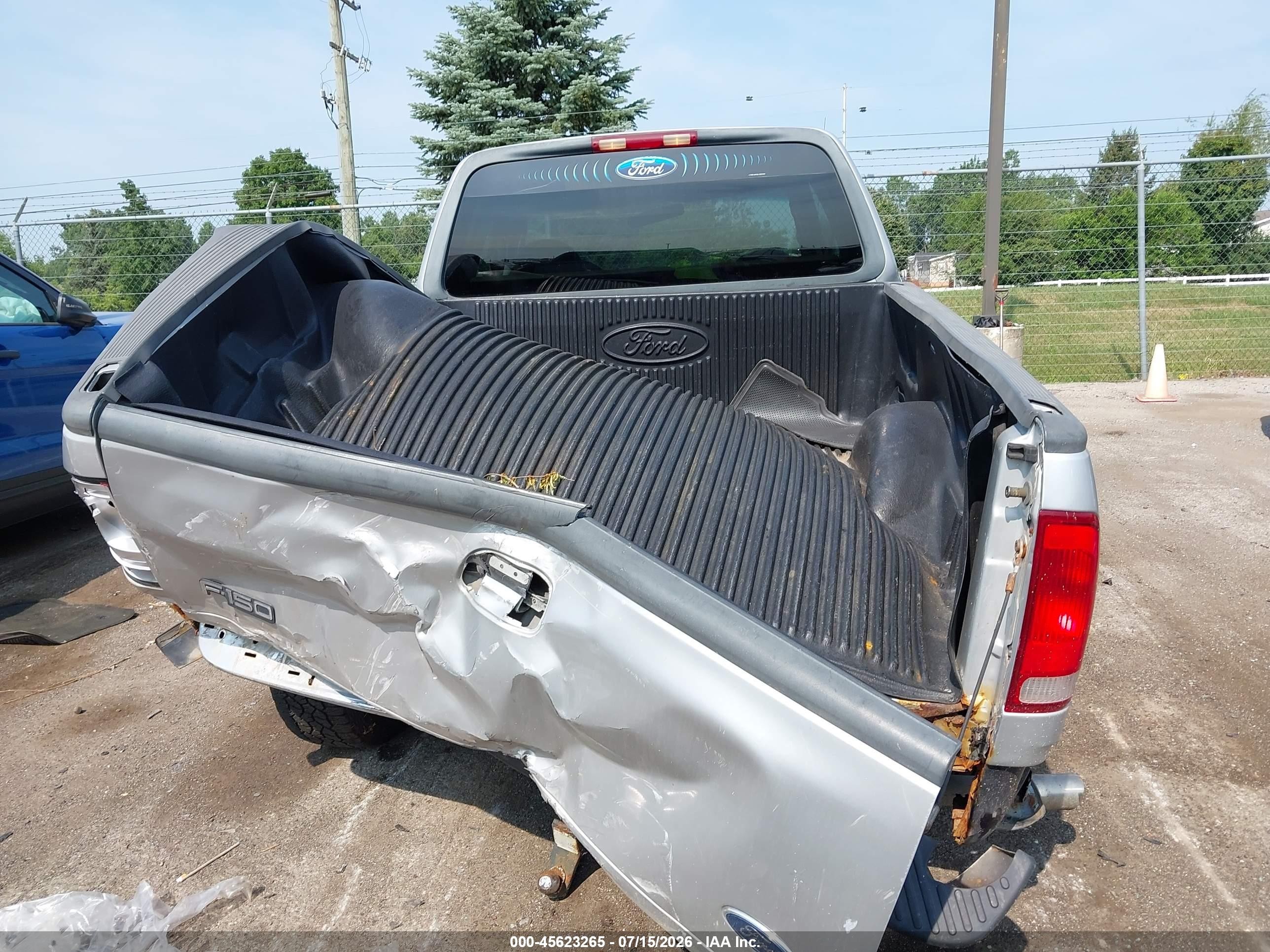 2000 Ford F-150 Work Series/xl/xlt Silver vin: 1FTZX1724YNB72675